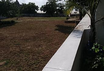 KANINI Beach flats has Balcony rooms