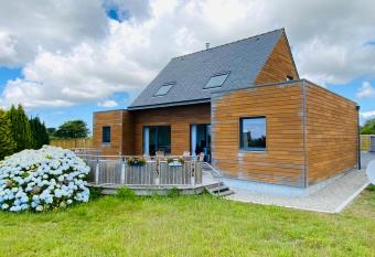 Maison pr  s des Plages has Balcony rooms