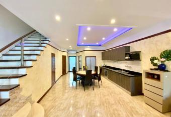 high wifi.1.3km to kamala beach.near fantasea has Balcony rooms