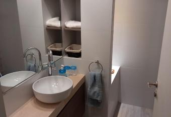 Departamento amueblado ROSARIO CENTRO allows 18 year olds to book a room