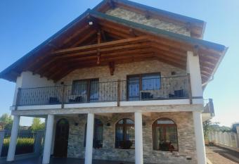 VILLA BEL CANTO has Balcony rooms