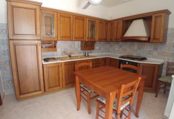 Da Carmela e Rosetta allows 18 year olds to book a room