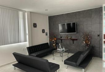 Sensity Home Preciosa y espaciosa casa todos los servicios 5 min del CIS has Balcony rooms