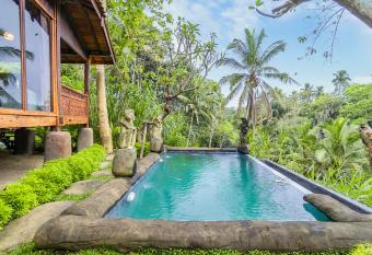 Iyume Villas has Balcony rooms