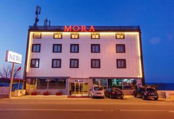 mora hotel has Balcony rooms