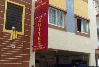 HOTEL NEW SHELTON SUITES has Balcony rooms