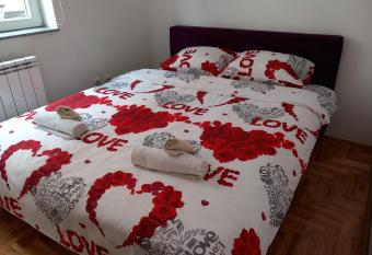 Stan na dan-Apartman N&T2 allows 18 year olds to book a room