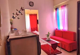 Pet Friendly Condo for Rent in Valley Golf has Balcony rooms