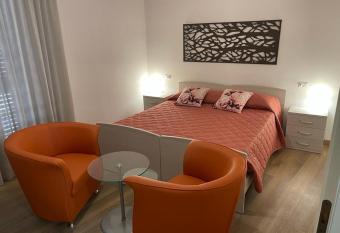 Casa vacanza Locanda diffusa Madonna delle Grazie has Balcony rooms