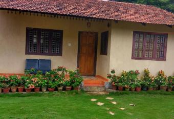 Madhu Giri Stay has Balcony rooms