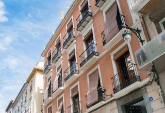 Las Nieves has Balcony rooms
