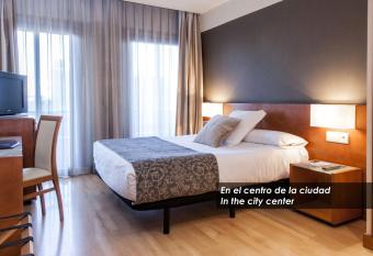 Zenit Don Yo allows 18 year olds to book a room