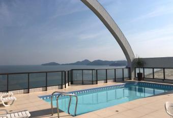 Flat na praia de Santos! has Balcony rooms