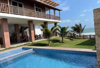 Samana Hostal, Puerto Engabao has Balcony rooms