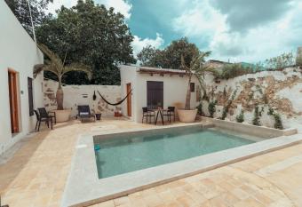 Hotel Casa Piedad has Balcony rooms