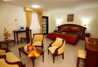 Hotel Club del Sol has Balcony rooms