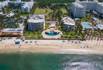 Ocean Front Condo with Pool Sleeps 7 Adults-Quinta del Mar 203 has Balcony rooms