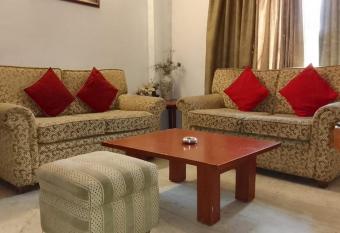 NEW CRESCENT CITADEL has Balcony rooms