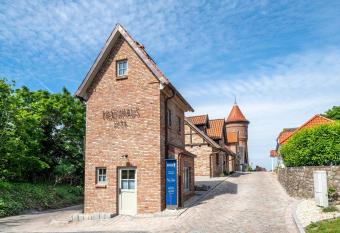 Trafo-Haus has Balcony rooms