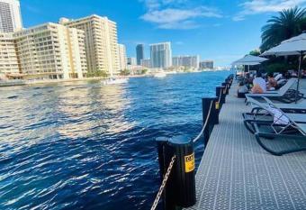 Apartment Miami Beach with Amazing Intercoastal Views - 2004 B has Balcony rooms