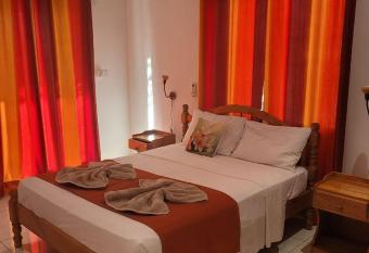 Azia s Apartments has Balcony rooms