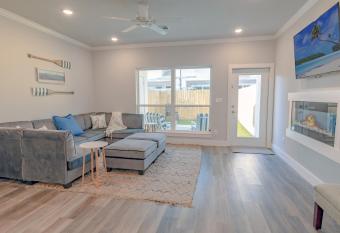 Private Pool Magnolia's Coastal Escape has Balcony rooms