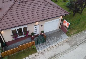 JEDRO - Apartman i parking gara  a has Balcony rooms