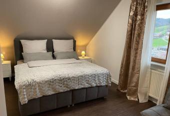 Einzigartiges Apartment, mitten in der Natur has Balcony rooms