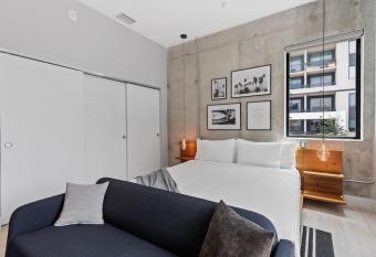 Pretty Rola 305 Superior Apartment w King Bed with Designer Furniture has Balcony rooms