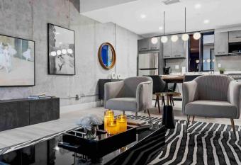 Pretty Rola 204 Upscale Spacious 1B1B Apt w King Bed at Downtown Ft Lauderdale has Balcony rooms