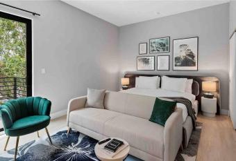 Pretty Rola 302 Cozy Condo with King Bed Great Location has Balcony rooms