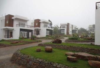 Eco Village has Balcony rooms