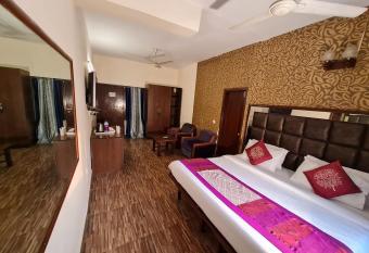 HOTEL DAICHI allows 18 year olds to book a room