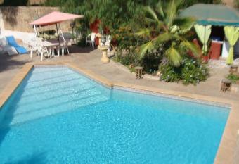 Au gr   de la nature allows 18 year olds to book a room