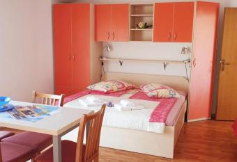 Red Sunset has Balcony rooms