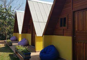 Chal  s Magia das   guas has Balcony rooms