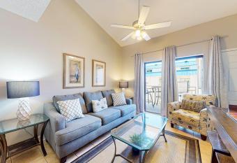 Sugar Beach 354 has Balcony rooms