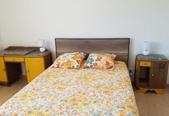 G  te paisible r  nov   allows 18 year olds to book a room