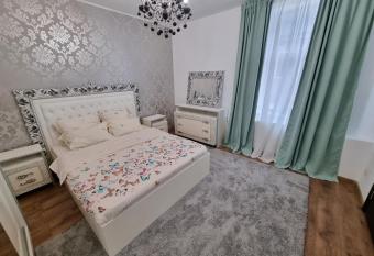 MK Studio Tineretului has Balcony rooms