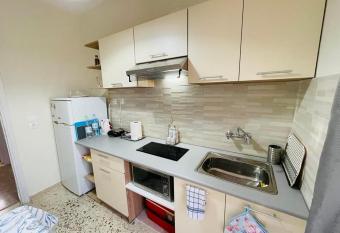   PARTMENTS IN THE CENTRE allows 18 year olds to book a room