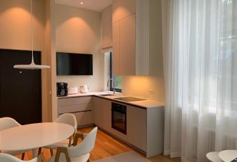 Vallikraavi Lux Apartment allows 18 year olds to book a room