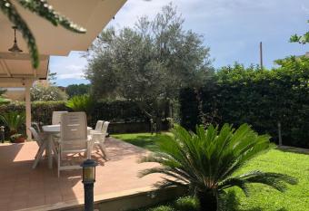 B&B Regina Viarum has Balcony rooms