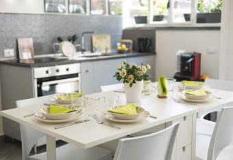 A due passi dal Duomo has Balcony rooms