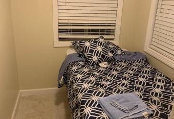 Sky Fresh Home Stay allows 18 year olds to book a room