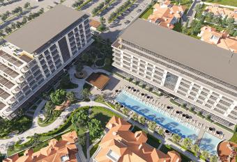 Sea Breeze Resort has rooms with a private hot tub