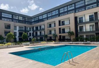 Embassy Gardens has Balcony rooms