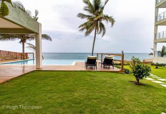 THE SPLASHING VIEW has Balcony rooms