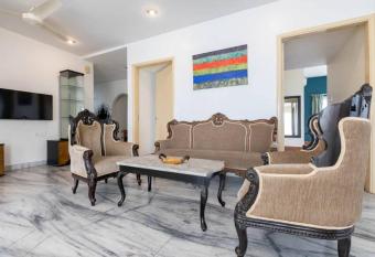 3 Bedroom Apartment at Park Street by Handmade Homes has Balcony rooms