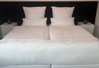 Haus am Waldrand has Balcony rooms