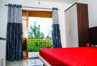 Samrudhi Holiday home Panchgani has Balcony rooms
